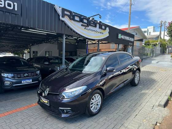 RENAULT FLUENCE 2.0 DYNAMIQUE 16V FLEX 4P AUTOMÁTICO RENAULT FLUENCE 2.0 DYNAMIQUE 16V FLEX 4P AUTOMÁTICO